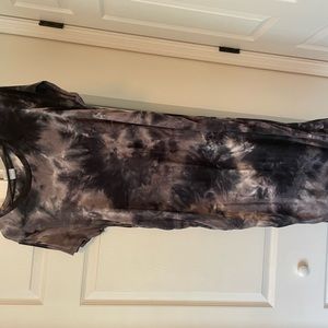Black tie dye maternity dress